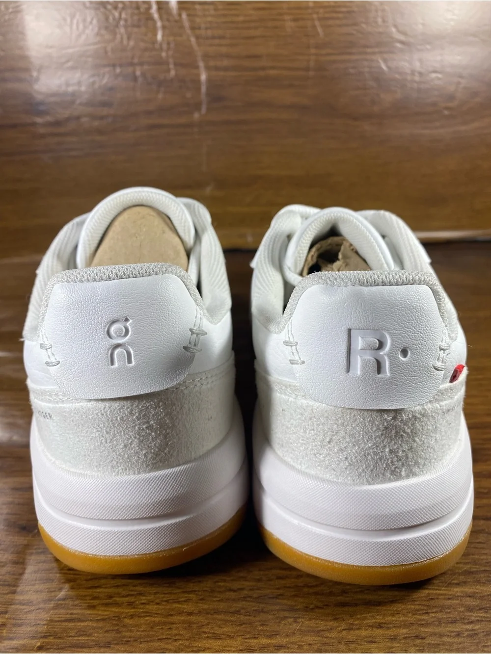 On Cloud Roger women’s shoe size 8.5